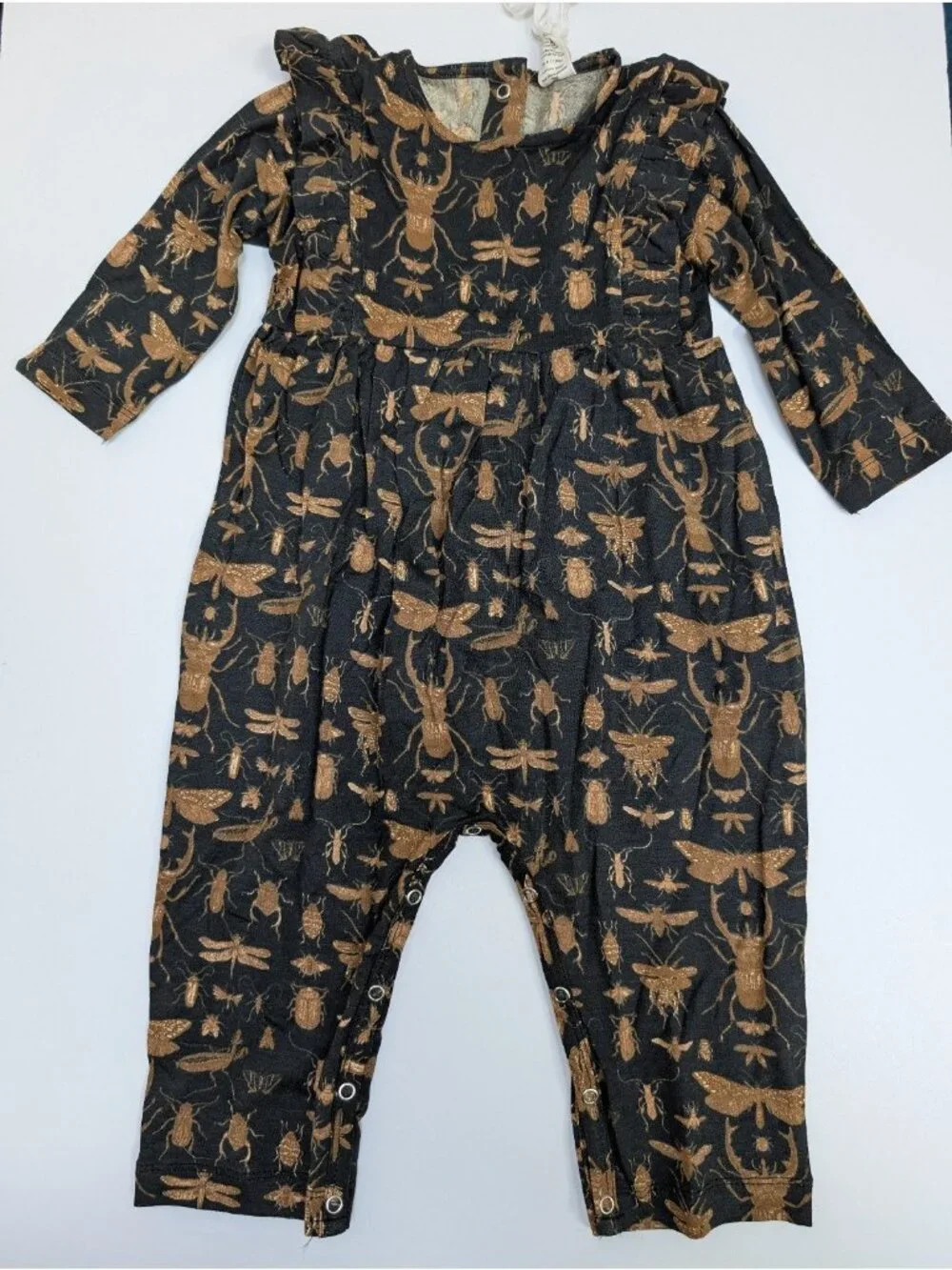 Kate Quinn The Woods Beluga Insect Ruffled Gathered Jumpsuit 6-12 Months Bugs